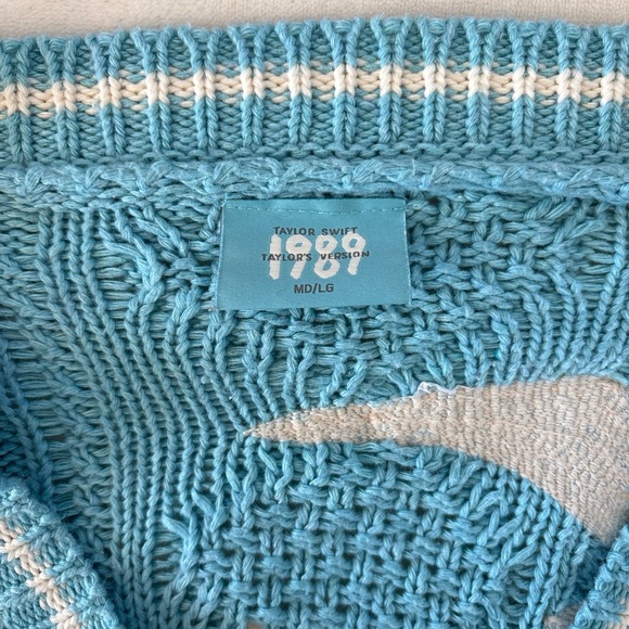 Taylor Swift 1989 Taylors Version Cable Knit Sweater Cardigan MD/LG - Picture 6 of 7